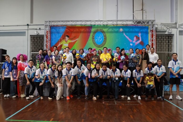 The Council of Teachers and Staff organized the opening ceremony for the project to enhance happiness, stability, and safety in the work performance of the Suan Dusit community, titled ‘Employee Sports Engagement Activity, 1st Edition’ (First Day).