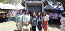 มหาวิทยาลัยสวนดุสิต วิทยาเขตสุพรรณบุรี เข้าร่วมพิธีสืบสานอนุรักษ์ขนบธรรมเนียมประเพณีอันดีงาม เนื่องในเทศกาลสงกรานต์ ประจำปี 2568 ในการนี้ชมรมหัวหน้าส่วนราชการจังหวัดสุพรรณบุรีได้กำหนดจัดพิธีรดน้ำขอพร ผู้ว่าราชการจังหวัดสุพรรณบุรี และนายกเหล่ากาชาดจังหวัดสุพรรณบุรี